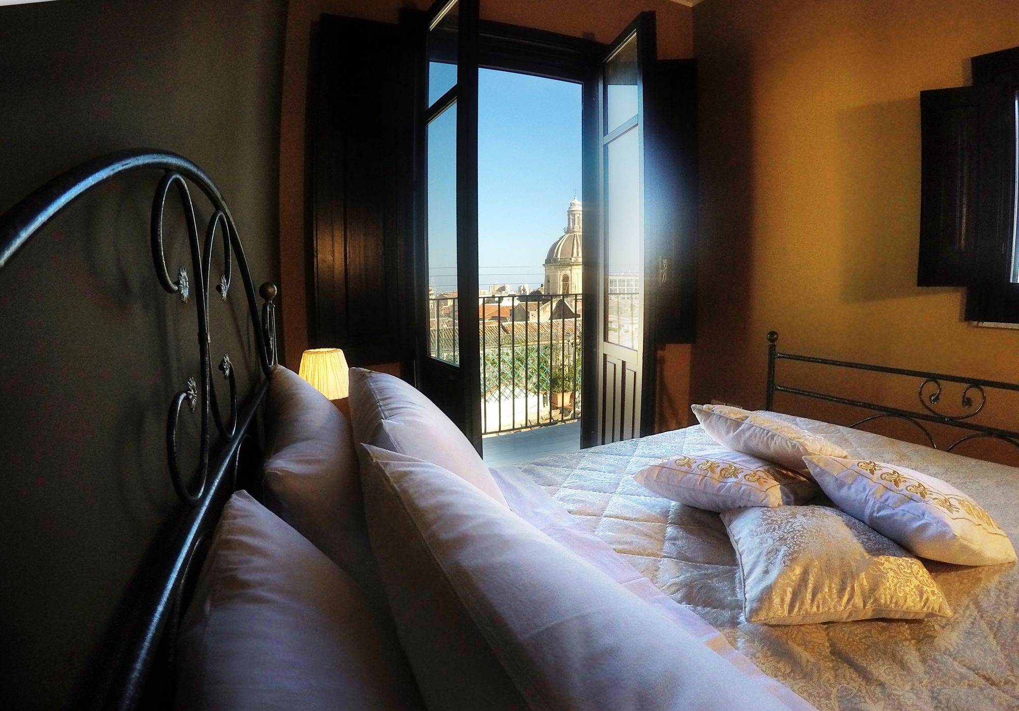 Altobarocco House Apartment Катания Екстериор снимка